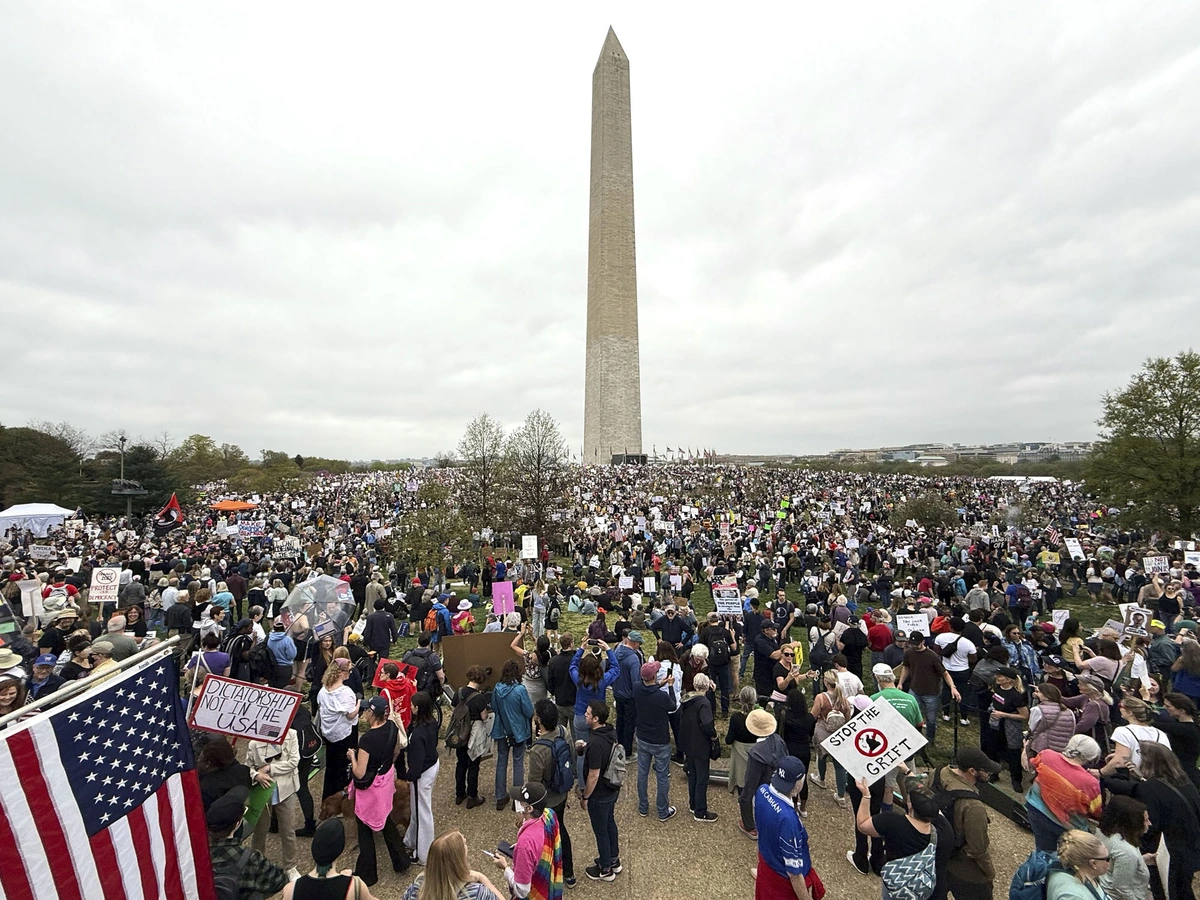 Protest at Washington Monument